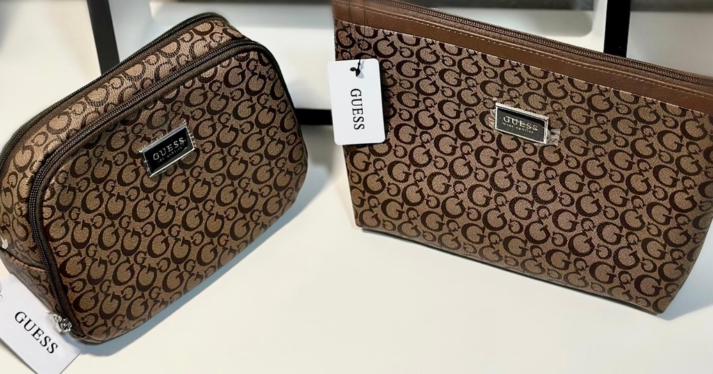 Guess make up bag شنطة كوزموتكس قيس