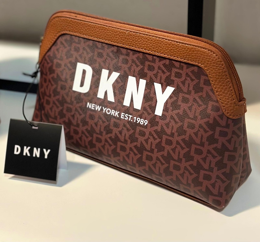 Dkny make up bag شنطة كوزموتكس دكني 