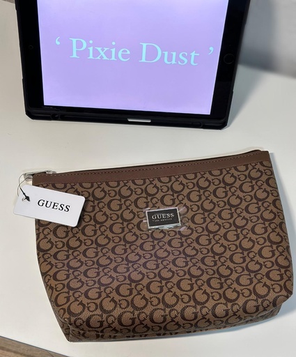 Guess make up bag شنطة كوزموتكس قيس